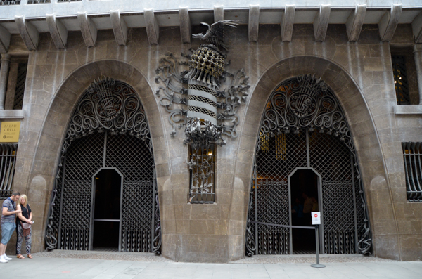 Entry to Palau Guell