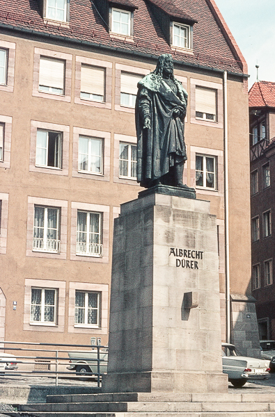 Duerer Monument