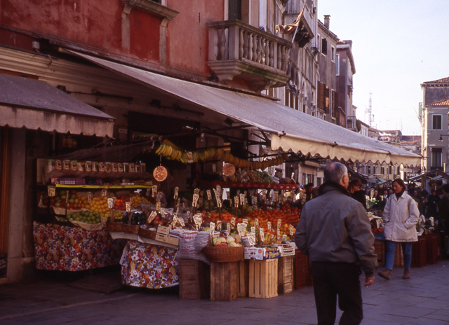Venice Sidewalk Market