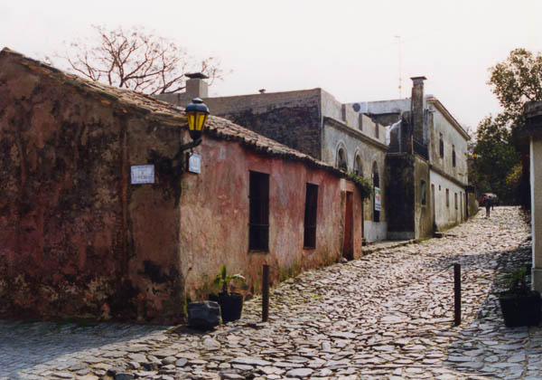 Colonia street