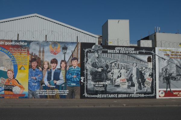 Republican Peace Wall and Murals - Belfast