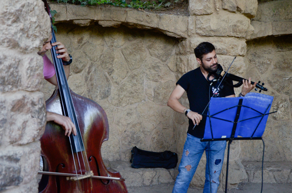Buskers at Park Guell