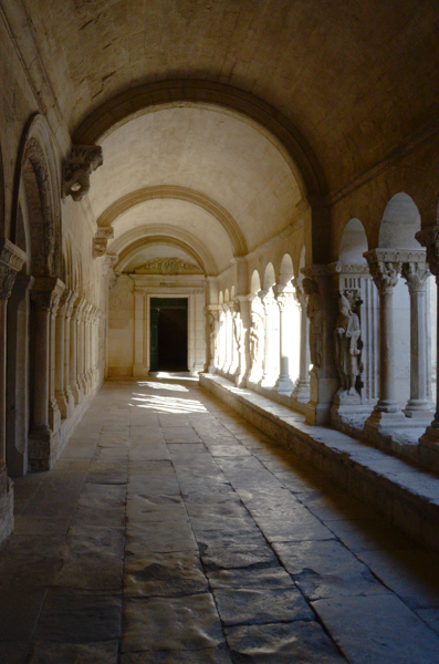 St. Trophine cloister gallery