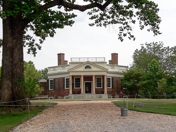 Poplar Forest front entrance